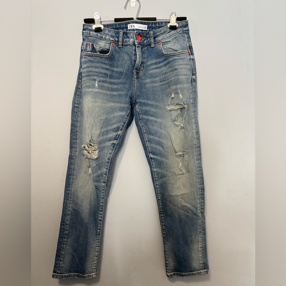 Zara Distressed Blue Jeans